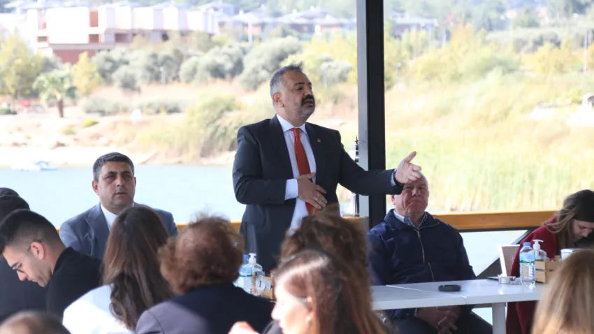 Aslanoğlu Muhtarlarla Buluştu (4)