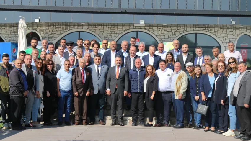 Aslanoğlu Muhtarlarla Buluştu9