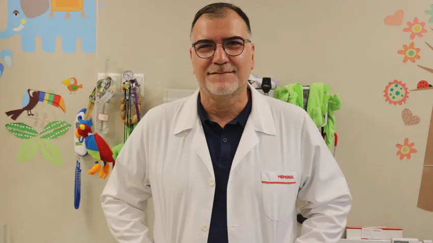 Çocuğun 10 günde bir ateşlenmesi doğal bir süreç