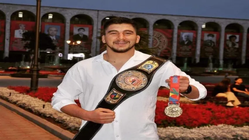 Milli güreşçiden altın madalya hedefi haberinin görseli