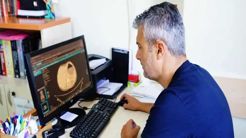 Tuvalete telefonla girenler bu hastalığa dikkat! haberinin görseli