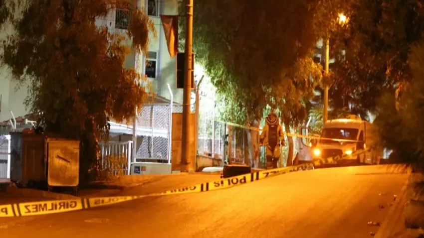 İzmir'de şüpheli bavul paniği!