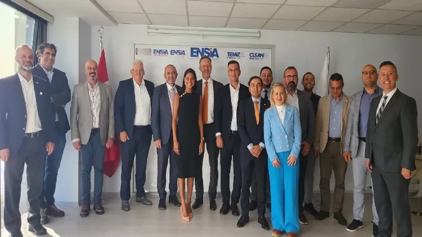 Türkiye ve Hollanda temiz enerjide işbirliğine hazır haberinin görseli