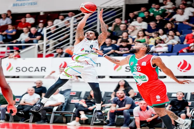 David Efianayi, Aliağa Petkimspor'da rüzgar gibi esiyor haberinin görseli