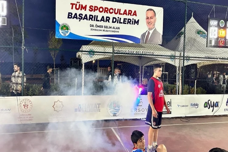 Sokak basketbolu heyecanı haberinin görseli