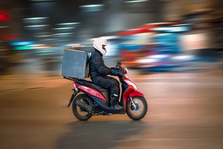 İstanbul’da feci motor kurye kazası haberinin görseli