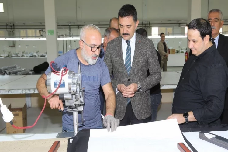 Tunceli Valisi Tekbıyıkoğlu, OSB'de incelemelerde bulundu