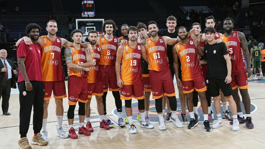 Türk basketbolcular takıma önemli katkı sağlıyor (1)