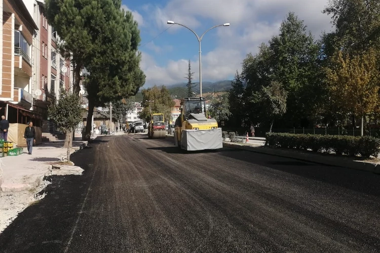 Niksar Belediyesi çalışmalarına devam ediyor