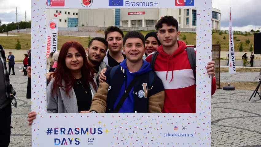 Üniversite öğrencileri uçurtma şenliği (3)