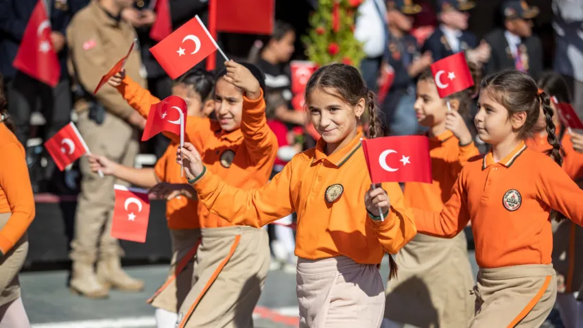 YÜZ YILLL