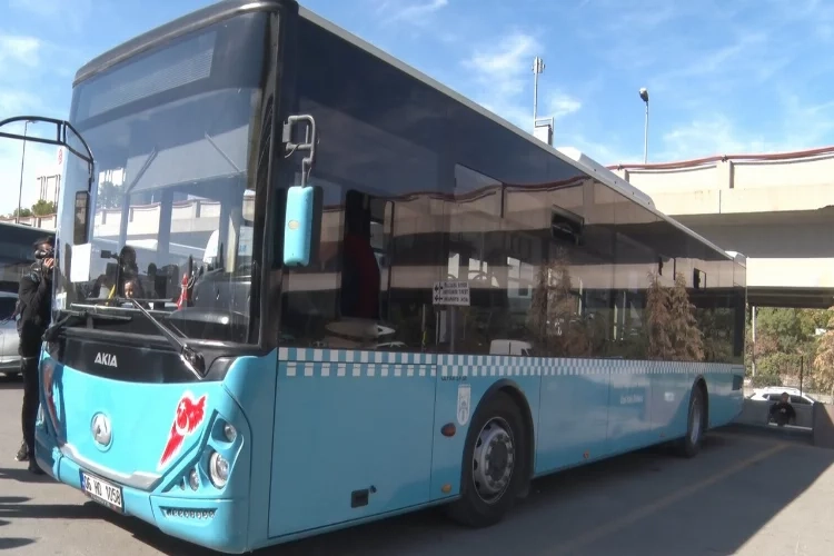 Ücretsiz biniş hakkı olan yolculara gün sınırlaması