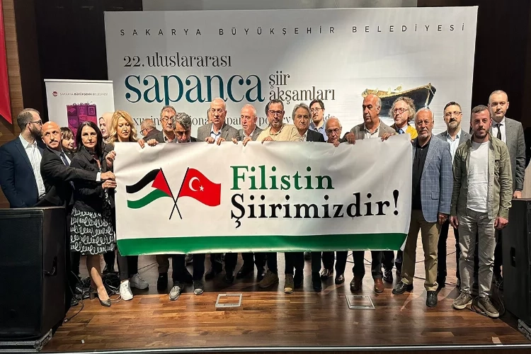 Sapanca Şiir Akşamlarından muhteşem final haberinin görseli