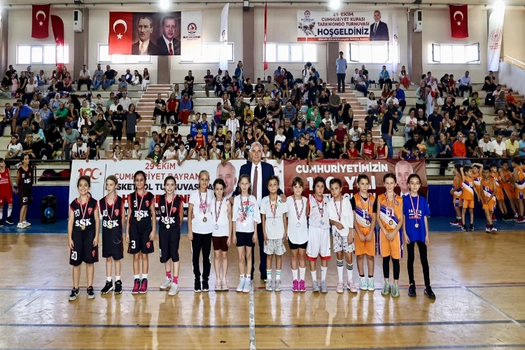 Denizli’de 100. yıl coşkusu haberinin görseli