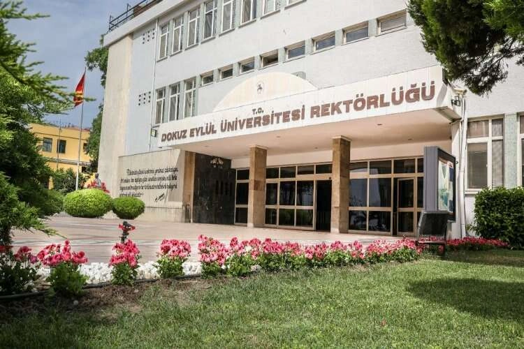 Dokuz Eylül Üniversitesince kurulan 4 sismometre AFAD'a devredildi haberinin görseli