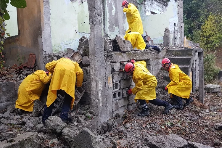 Karabük’te 6,5 büyüklüğünde deprem tatbikatı gerçekleşti