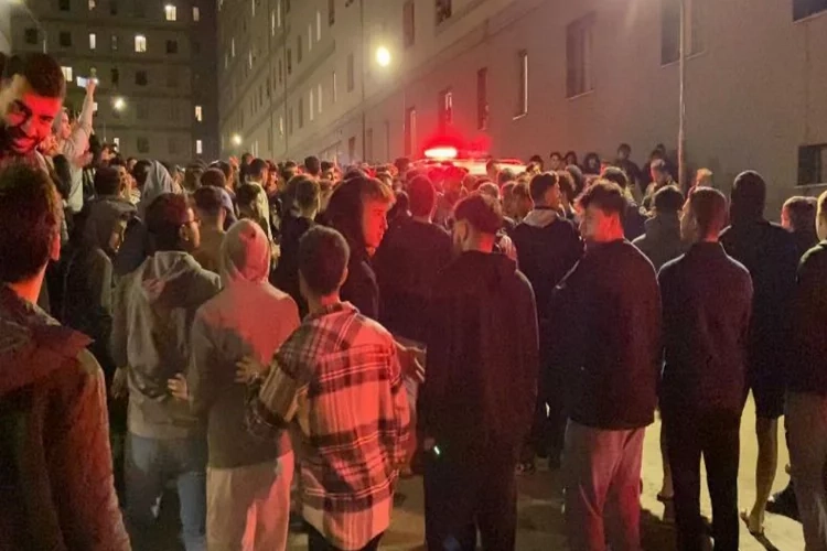 Bursa'da öğrencilerden yemek eylemi haberinin görseli