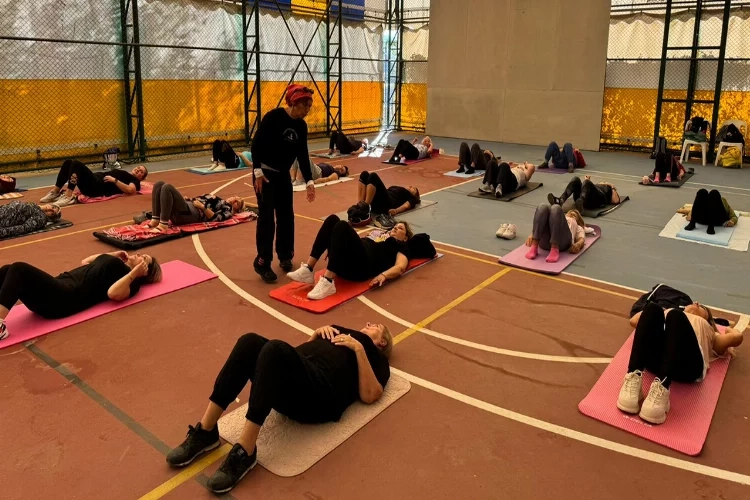 Seferihisarlı kadınlara klinik pilates desteği ilgi görüyor haberinin görseli