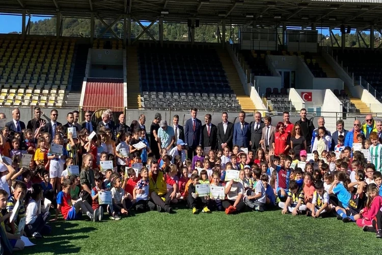 Artvin’de Grassroots futbol şenliği