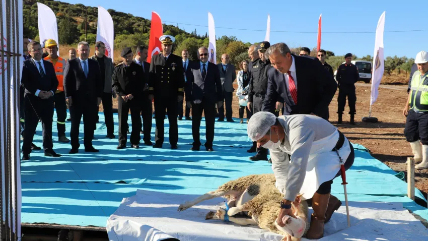 kURBAN KESİMİ