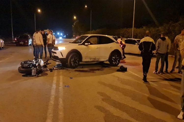 İzmir’de kaza: Motosiklet ile otomobil çarpıştı