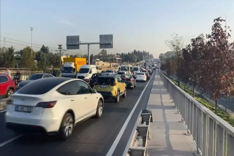 Cumhuriyet Bayramı nedeniyle Vatan Caddesi trafiğe kapatıldı haberinin görseli