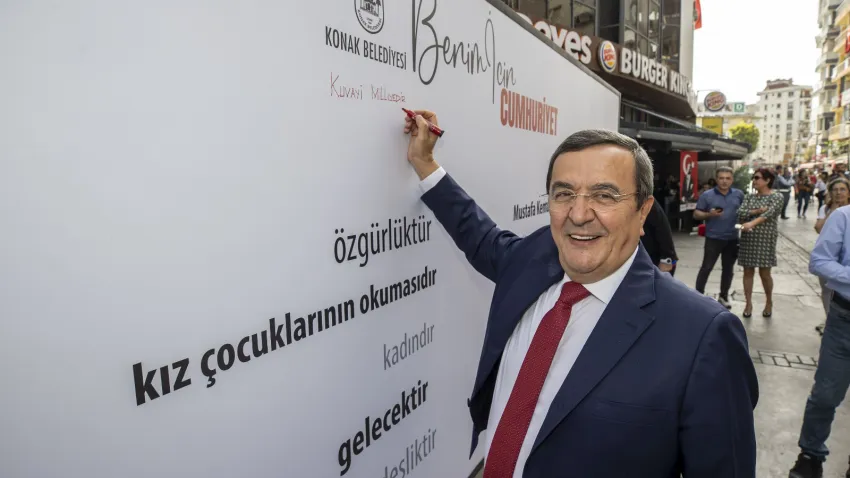 İzmirliler 100’üncü yılda (1)
