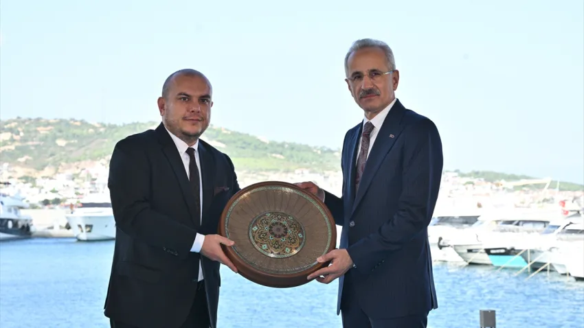 uraloğlu izmire geldi