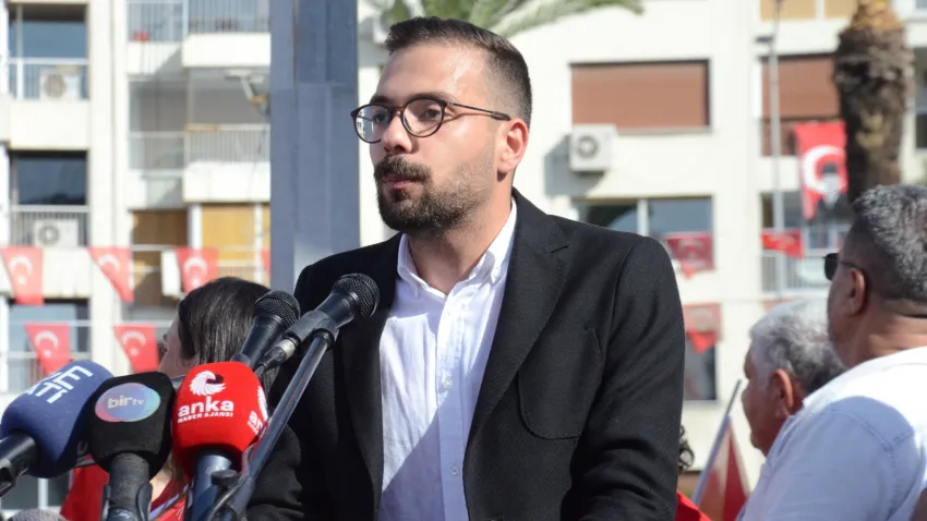 CHP İzmir İl Gençlik Kolları Başkanı Burak Kotan