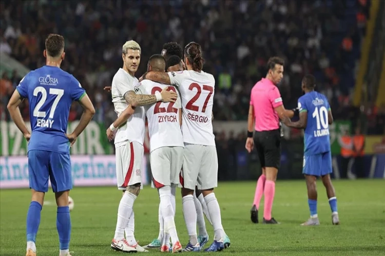 Galatasaray'dan tarihinin en iyi sezon başlangıcı haberinin görseli