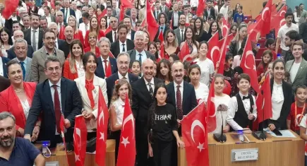 100. yılda İzmir’de bir ilk daha! Soyer: 100 yıllık yolculuğumuzdan döndüremezler