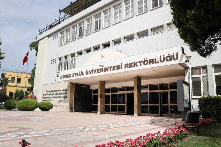 DEÜ, 20 alanda dünyanın en iyileri arasına girdi haberinin görseli
