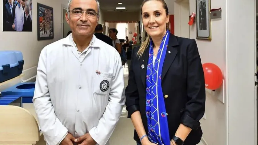 Bayram coşkusu hastane koridorlarına taşındı (2)
