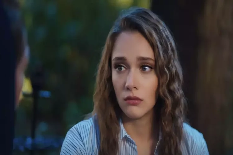 Hudutsuz Sevda 6. Bölüm Fragmanı Yayınlandı! Bu hafta neler olacak? haberinin görseli