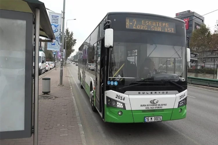 Yolcuların konuşmasından rahatsız olan şoför seferi iptal etti haberinin görseli