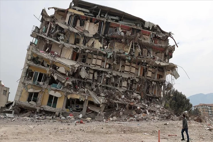 30 kişiye mezar olmuştu! Şantiye şefi tutuklandı haberinin görseli