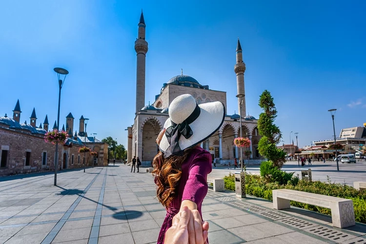 Gelirler arttı ama… Yabancılar eğlenceden ‘aileye’ döndü haberinin görseli