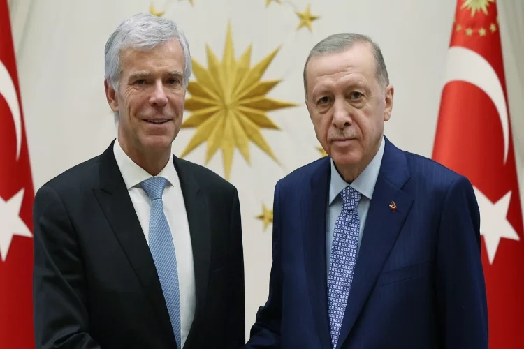 Cumhurbaşkanı Erdoğan, Lüksemburg Büyükelçisi Georges Faber'i kabul etti haberinin görseli