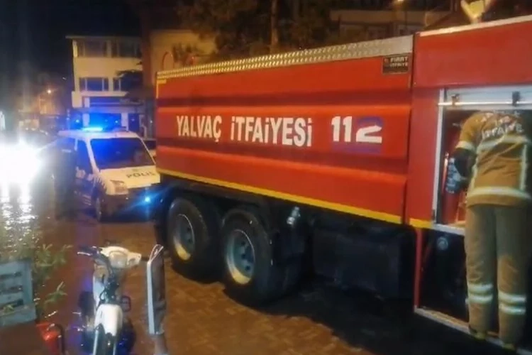 Isparta’da pide salonunun bacasında yangını çıktı haberinin görseli