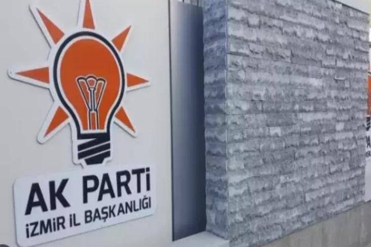 AK Parti İzmir'de İl Yönetimi belli oldu haberinin görseli