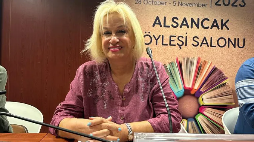 gazeteciler-izmir-kitap-fuarinda-basin-ozgurlugunu-konustu (3)