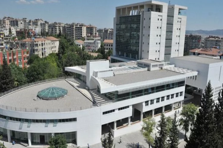 Kahramanmaraş Büyükşehir Belediyesi İletişim Bilgileri: Kahramanmaraş Büyükşehir Belediyesi telefon numarası kaç? haberinin görseli
