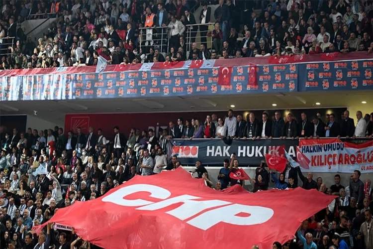 CHP Kurultayı’nda sonuç bildirgesi kabul edildi haberinin görseli
