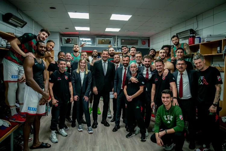 P. Karşıyaka, Bursaspor'u konuk edecek haberinin görseli
