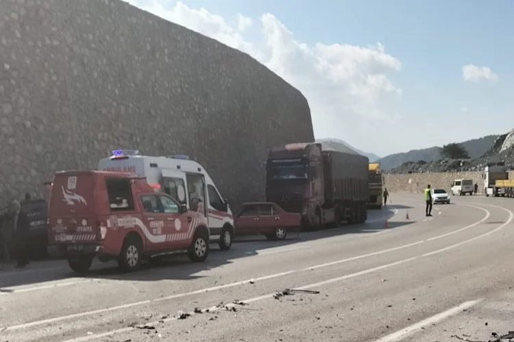 Malatya'da cip ile tır kafa kafaya çarpıştı: 1 ölü