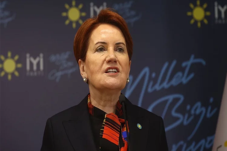 Akşener'den Özel'e tebrik