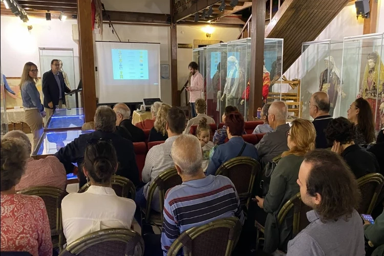EÜ'de 'Vasati 40 Çöp konferansı' düzenlendi haberinin görseli