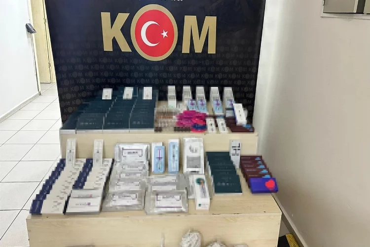 İzmir’de gümrük kaçakçılarına dev operasyon haberinin görseli