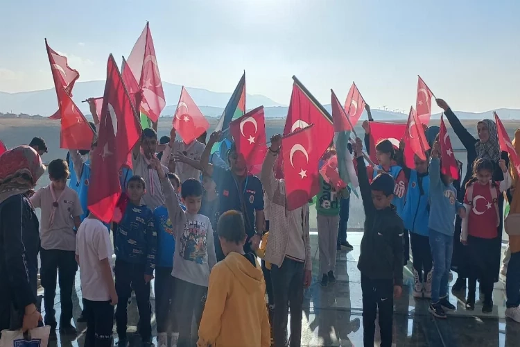 Malatya'da Filistin'e destek için yürüdüler haberinin görseli