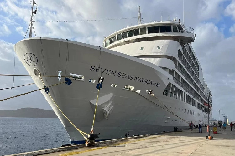 Bodrum’da kruvaziyer turizmi devam ediyor: 404 yolcu geldi haberinin görseli